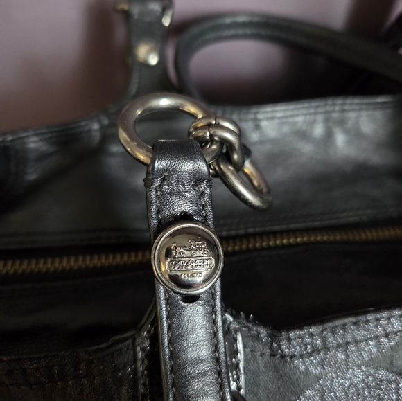 Coach Tote - Picture 5 of 14